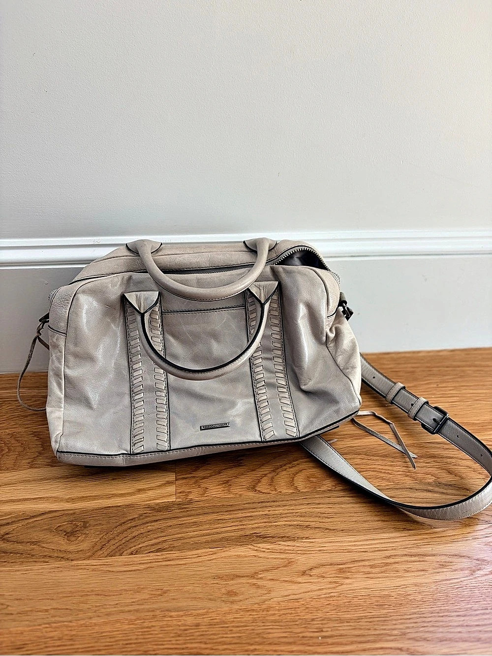 Rebecca Minkoff Regan Satchel Leather Shoulder Bag in Gray